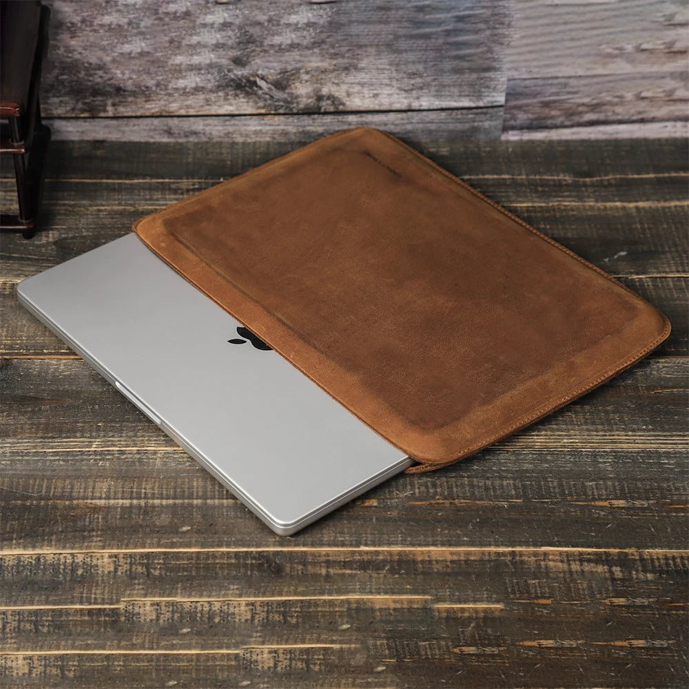 Metz, housse macbook en cuir de vache, 13 et 14 pouces, vue produit 2 (2 sur 8)