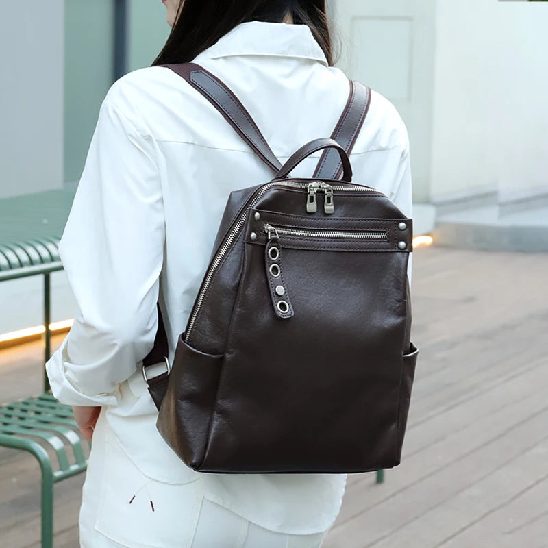 La Seyne-sur-Mer, sac à dos en cuir de vache naturel, vue produit 3 (3 sur 9)