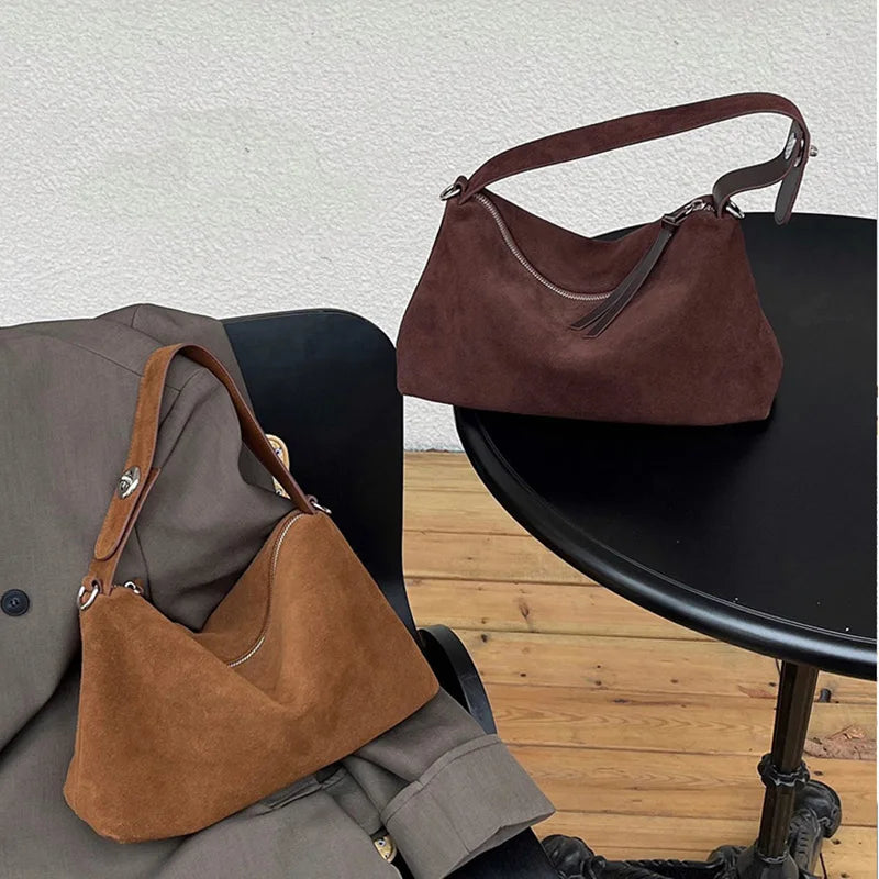 Istres, sac porté épaule en croûte de cuir velours, vue produit 4 (4 sur 7)