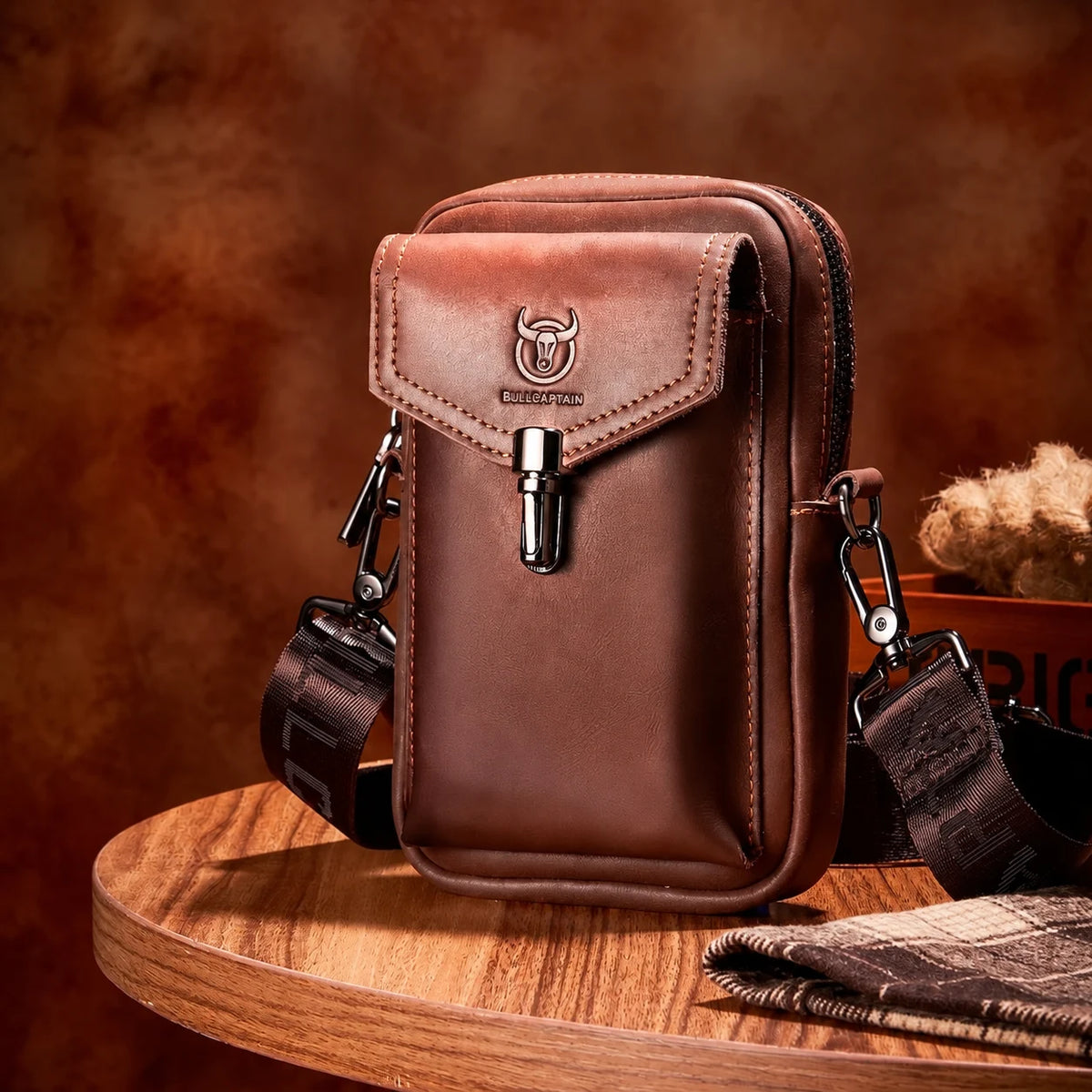 Les Abymes — sac marron, vue de face