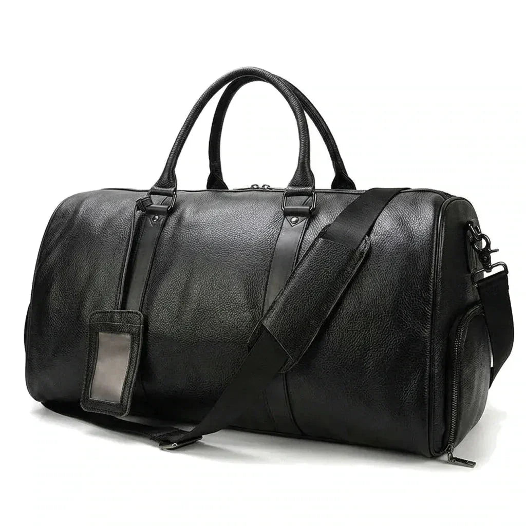 Montrouge - Sac de nuit en peau de vache, imperméable - packshot sur fond blanc, coloris noir