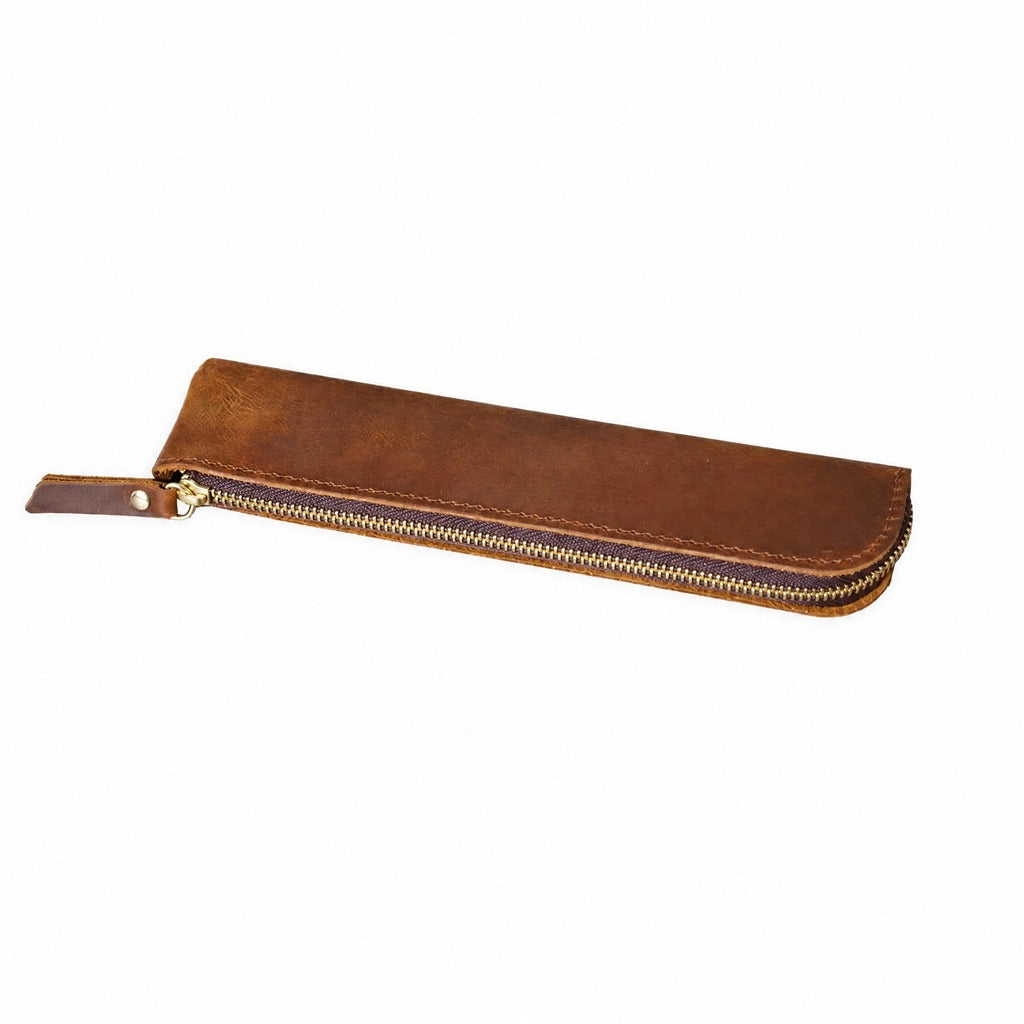 Oullins-Pierre-Bénite, trousse à crayons en cuir de vache, ligne rétro, vue produit 5 (5 sur 12)