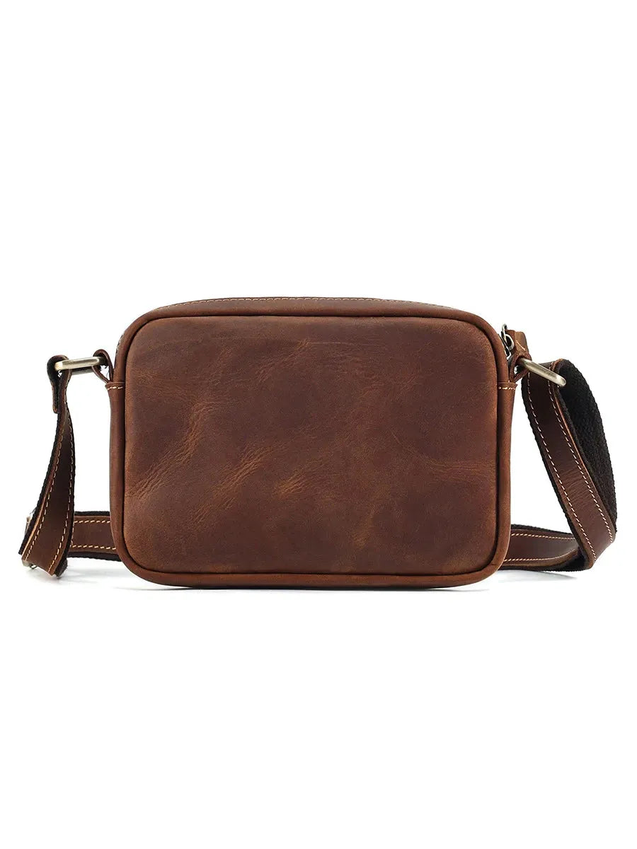 Bron — sacoche en cuir, modèle rectangulaire zippé marron, vue de face