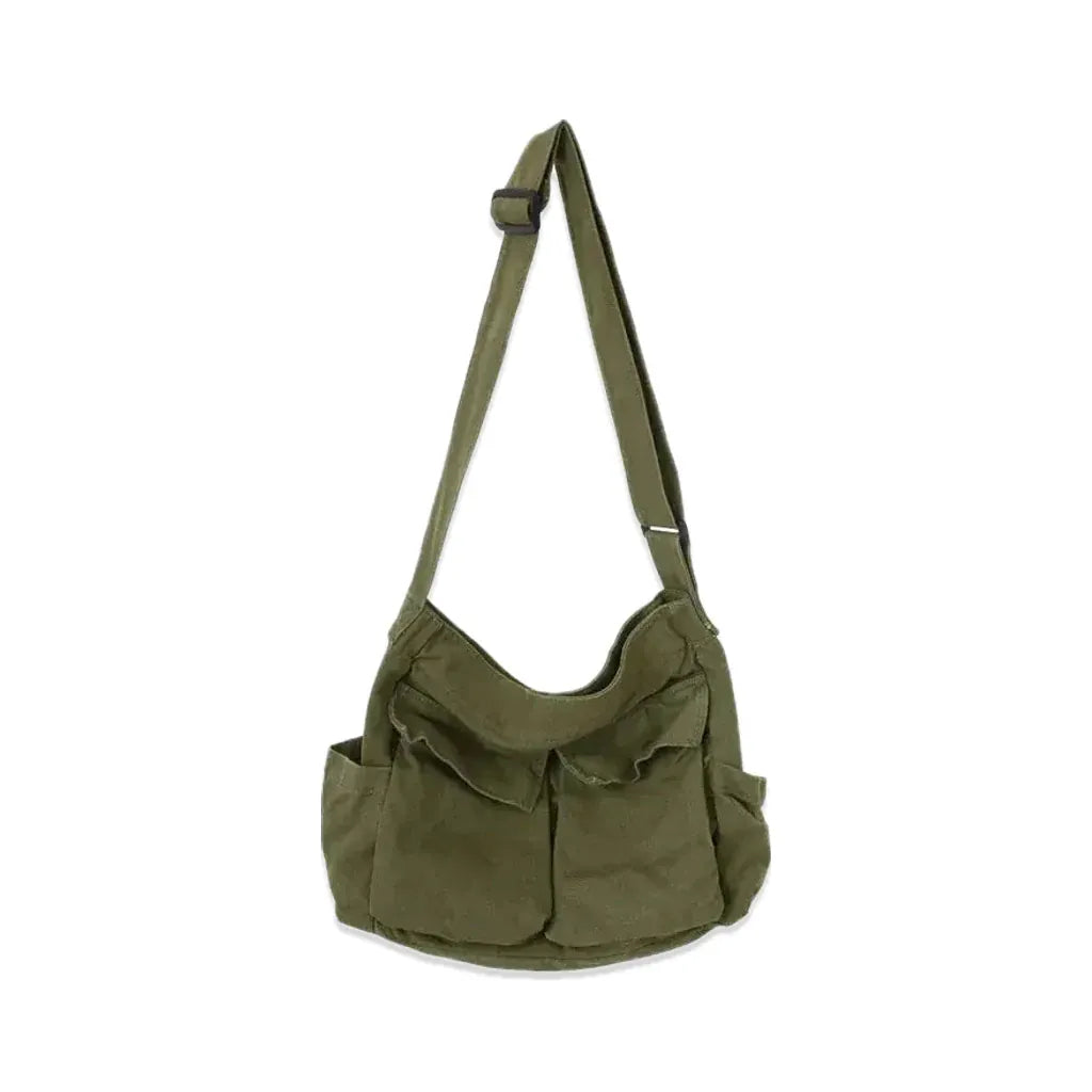 Caluire-et-Cuire - sac vert, vue de face sur fond blanc avec ombre douce