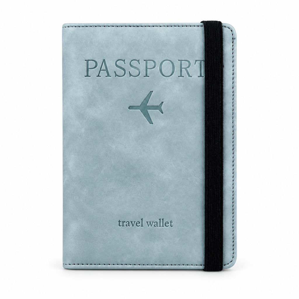 Champigny-sur-Marne — Bleu ciel — porte-passeport seul sur fond blanc