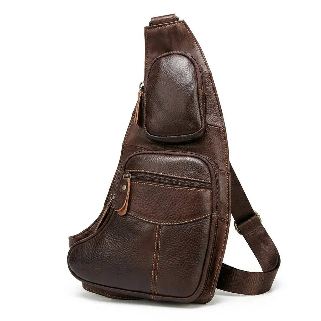 Choisy-le-Roi - Sac de poitrine en cuir véritable, ligne vintage - packshot sur fond blanc, coloris brun