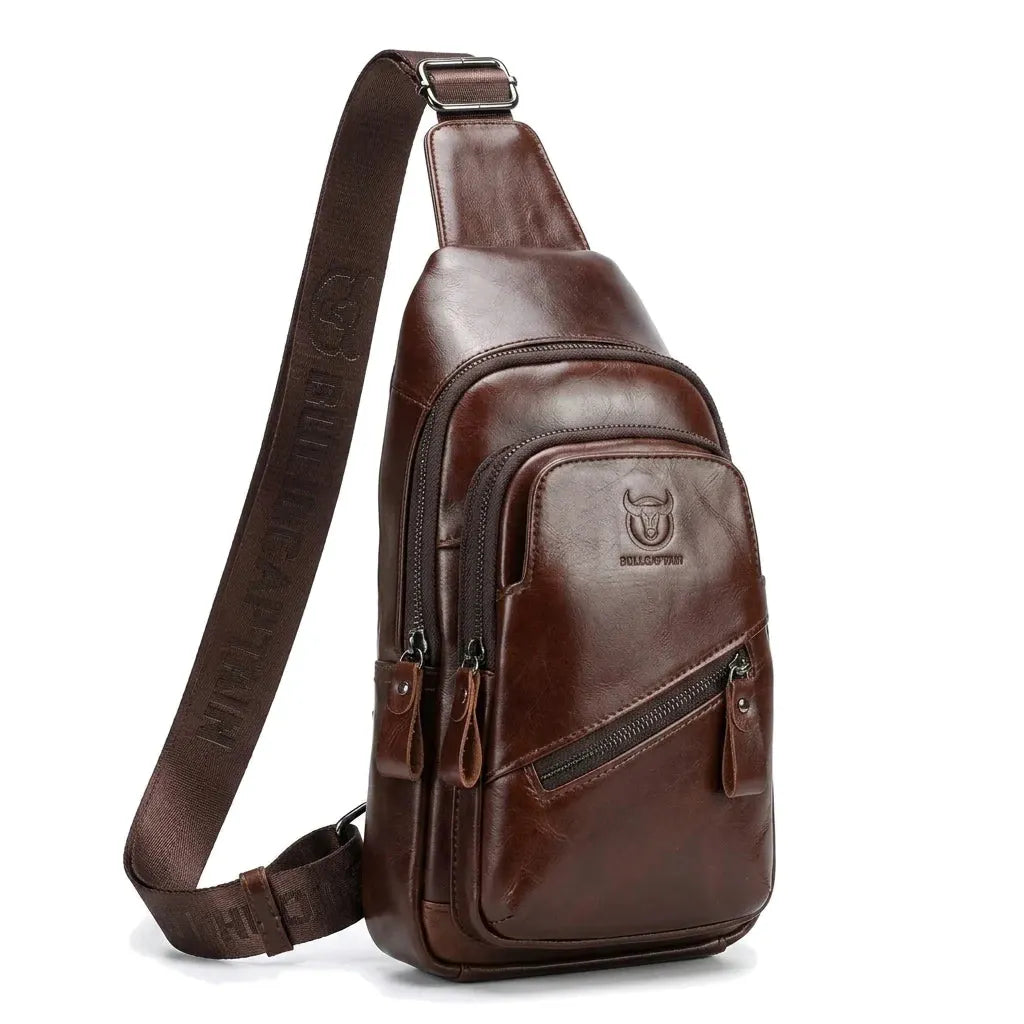Melun - Sac de poitrine en cuir véritable, antivol - packshot sur fond blanc, coloris brun cognac