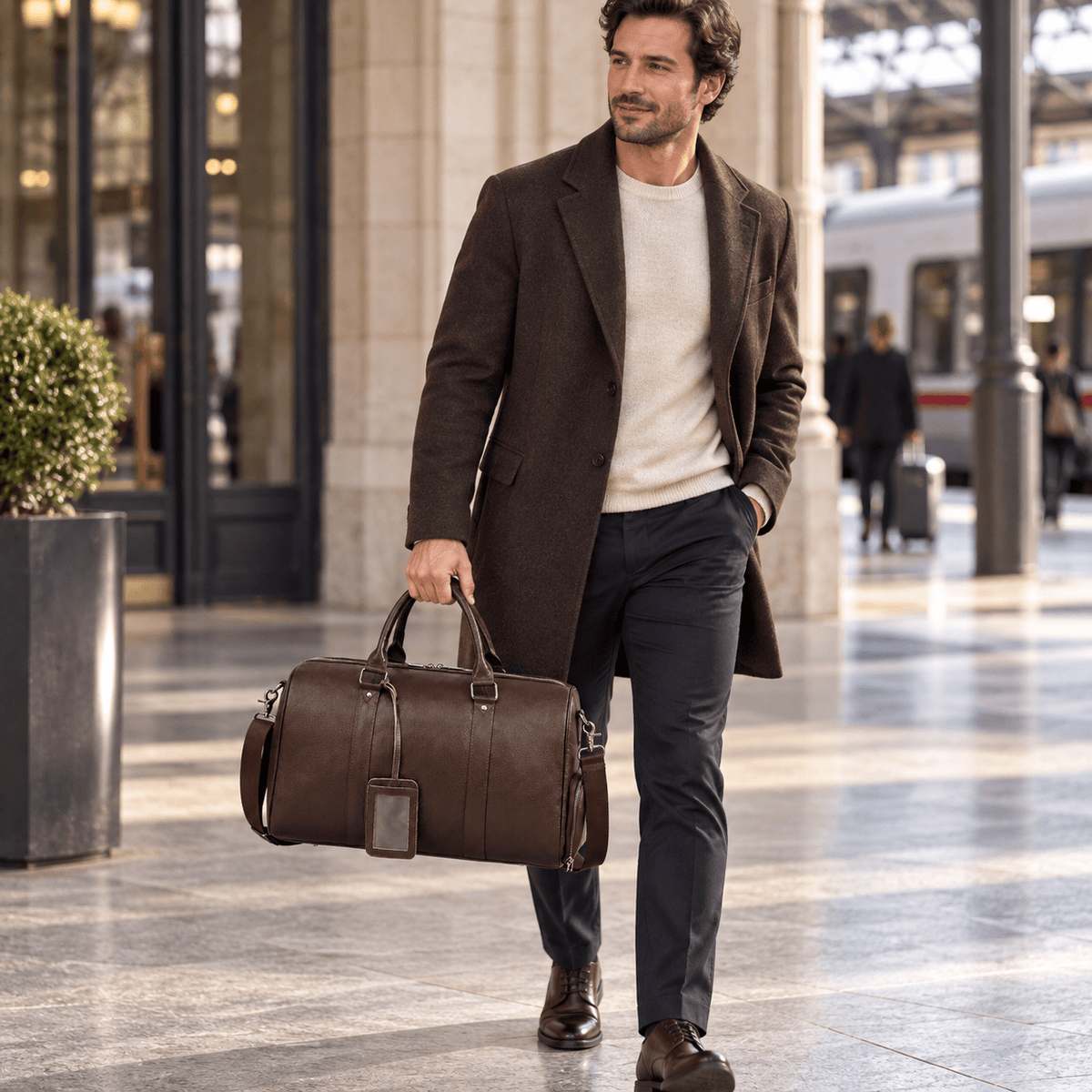 Montrouge — modèle classique — Marron — 45 cm — sac porté sans personnalisation
