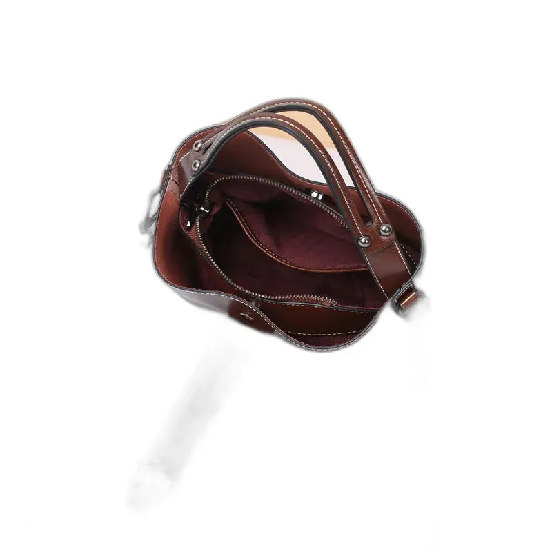 Rezé, sac seau en cuir véritable ciré à l'huile, vue produit 4 (4 sur 12)