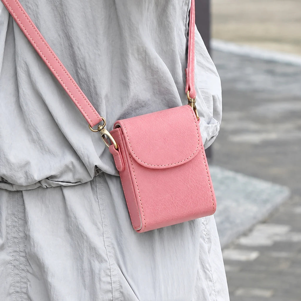 Saint-Denis — Plat — Rose, porté en bandoulière